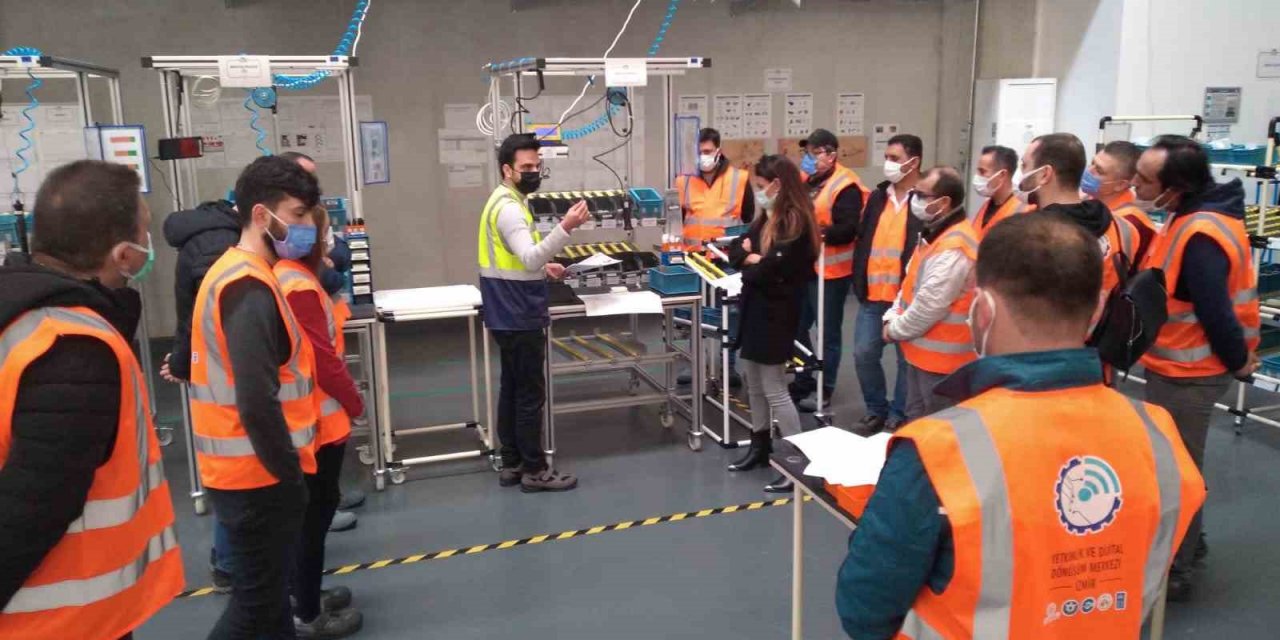 ’İzmir Model Fabrika’ ilk meyvelerini verdi