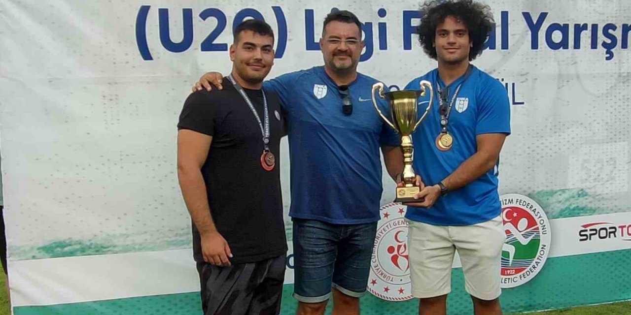 Aydınlı sporcular çekiç atmada başarıya doymuyor