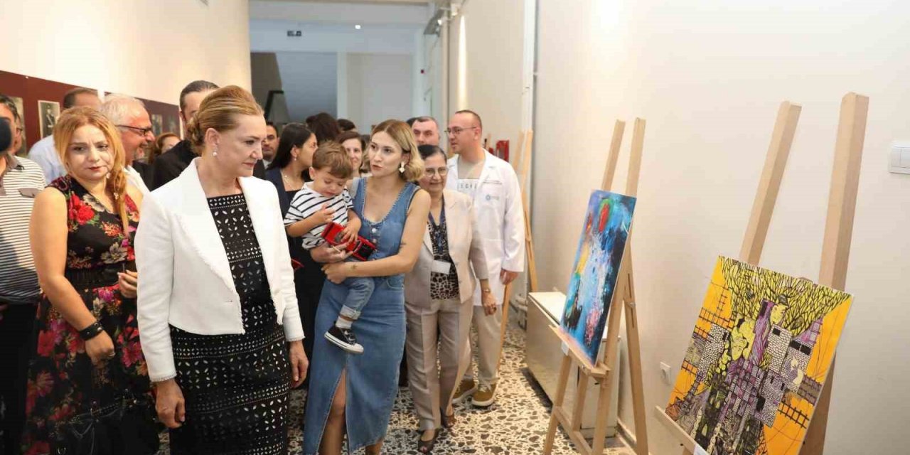 DEÜ’den İzmir’in kurtuluşunun 101. yılında anlamlı sergi