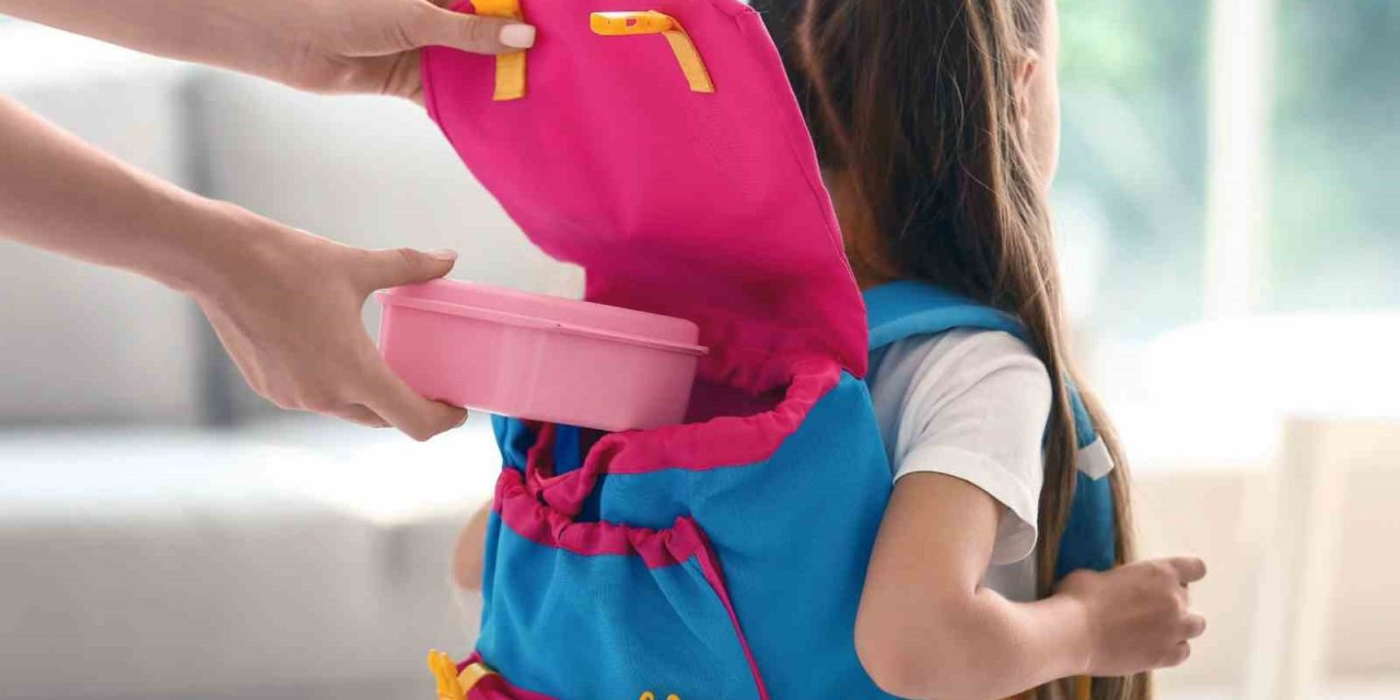 Muğla Büyükşehir’den öğrencilere 2 milyon 474 bin TL kırtasiye desteği