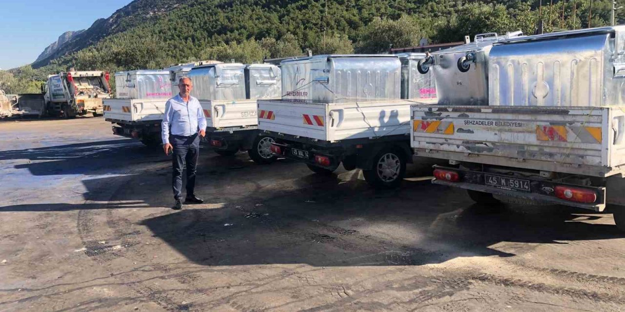 Şehzadeler Belediyesinden Libya’ya yardım eli