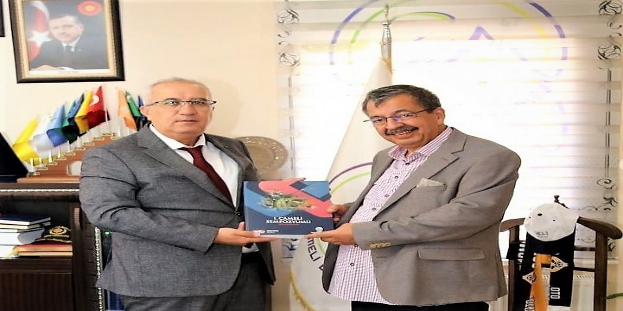 Başkan Arslan’dan Hayati İnanç’a anlamlı hediye