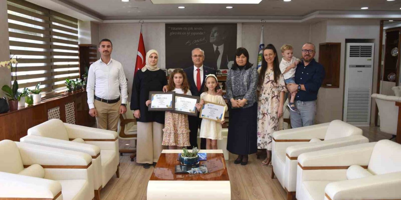 Başkan Kayda, İspanya’da madalya kazanan minikleri ağırladı