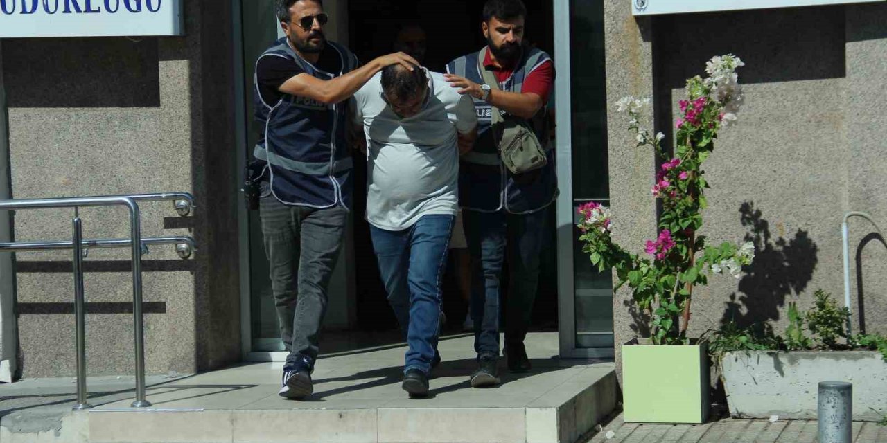 Deprem bölgesinden hasarlı araç alıp dolandırıcılık yapan şebeke çökertildi