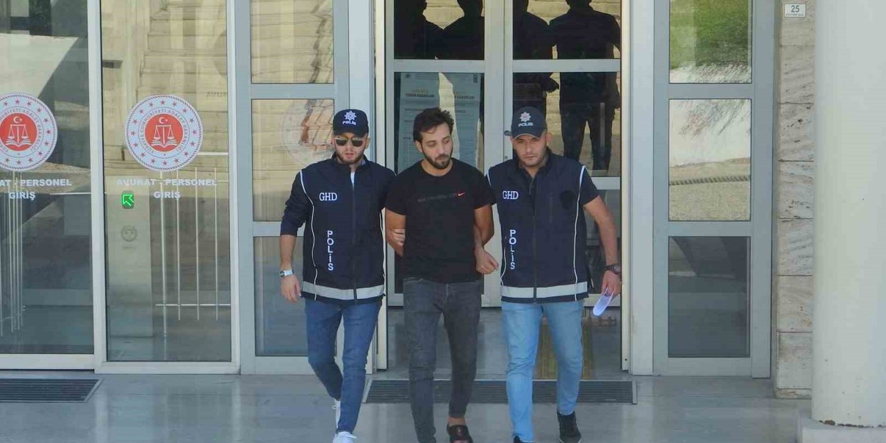Muğla’da 9 düzensiz göçmen ve bir organizatör yakalandı