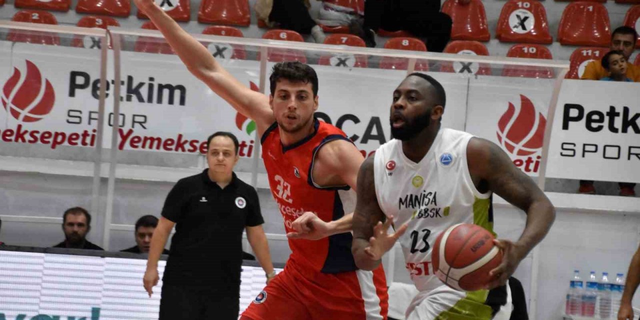 Ege Cup’ta şampiyon Bahçesehir Koleji