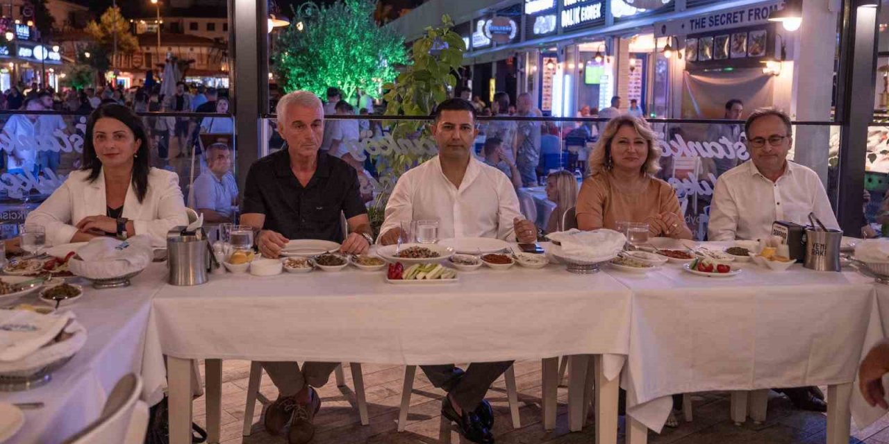Kuşadası’nın kardeş şehirleri Altın Güvercin Beste Yarışması için hazır