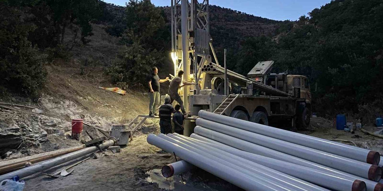 Salihli’de üreticilere sulama desteği