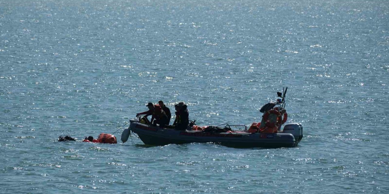 Helikopter mürettebatından birinin cansız bedenine ulaşıldı