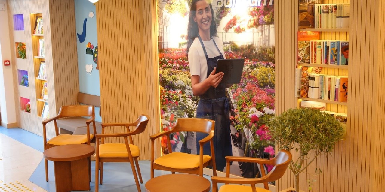 İş Bankası’ndan ‘Çiçeğin Kenti’ İzmir Bayındır’a tarım ihtisas şubesi