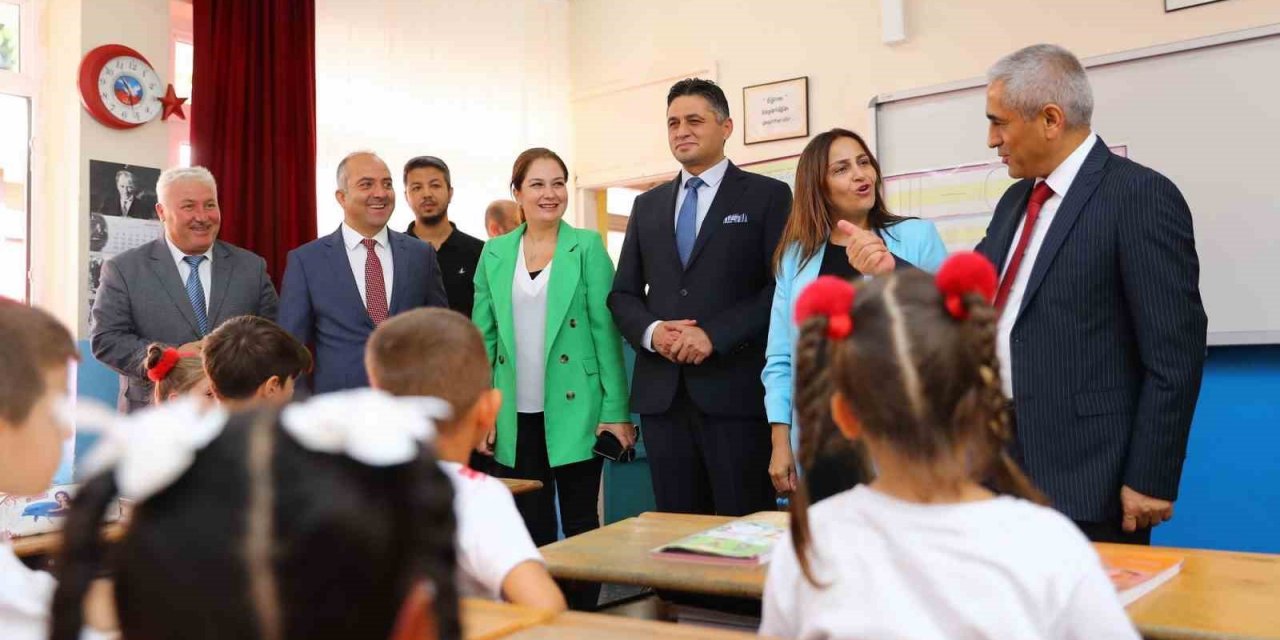 İlköğretim Haftası Aliağa’da renkli etkinliklerle kutlandı