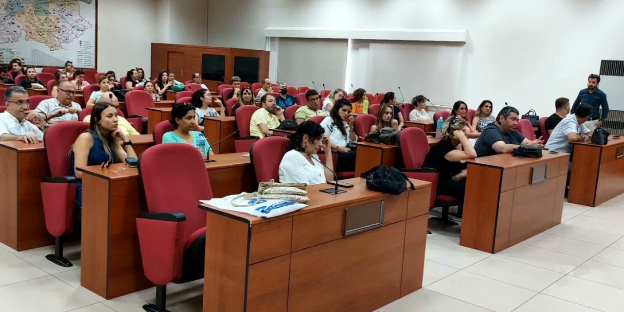 Efeler’de öğrenci korosu seçmeleri başladı