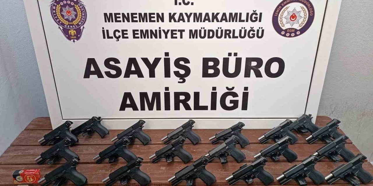 Suç makinesi sahte kimlikle silah ticareti yaparken yakalandı