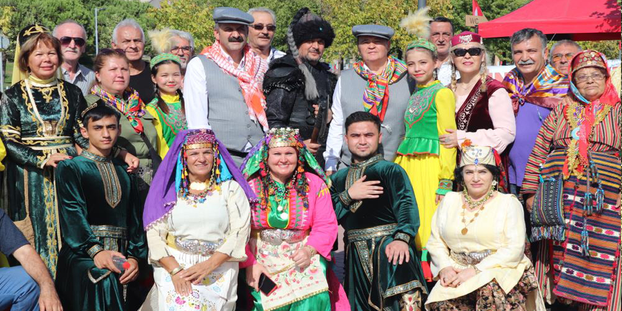 Türk dünyasının büyük buluşması İzmir’de başladı