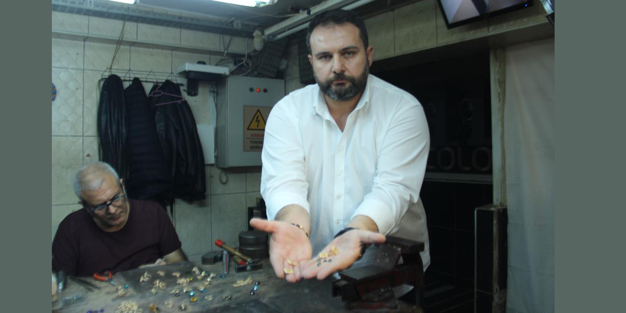 Kargoya verdiği 325 bin lira değerinde altın kayboldu