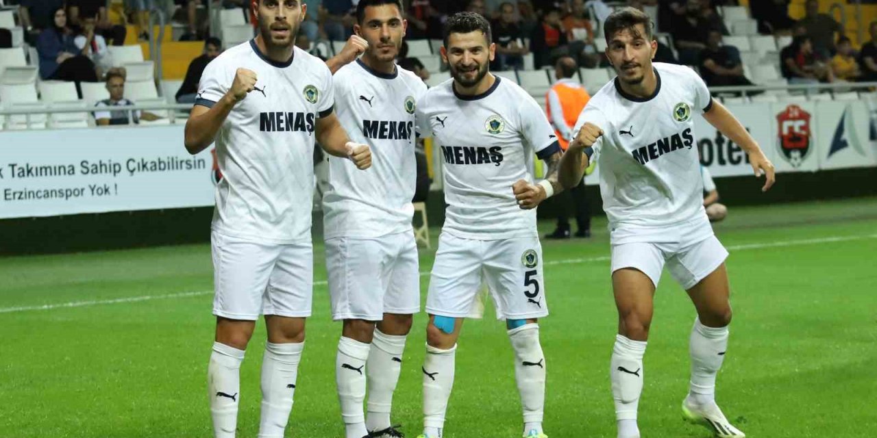 Menemen FK, üst sıralara yaklaştı