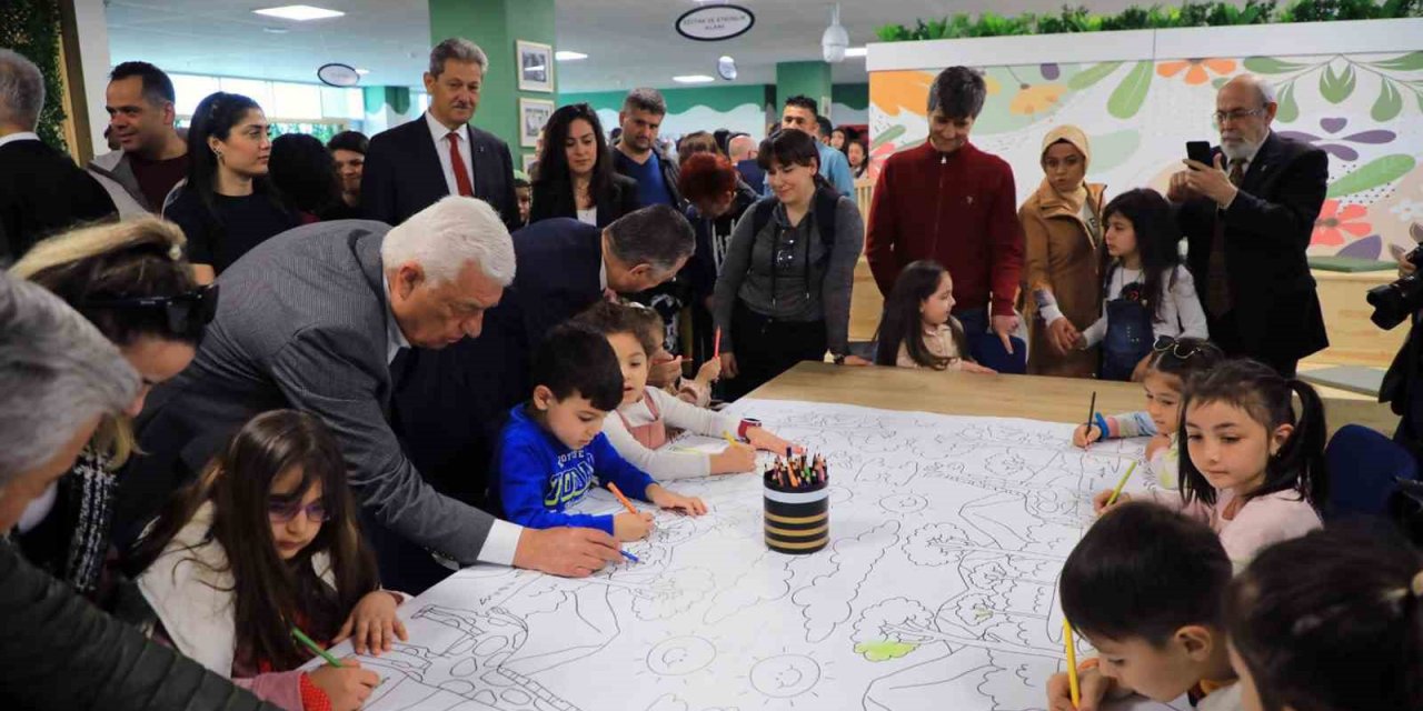 Muğla Büyükşehir Oyuncak Kütüphanesi çocukların uğrak noktası