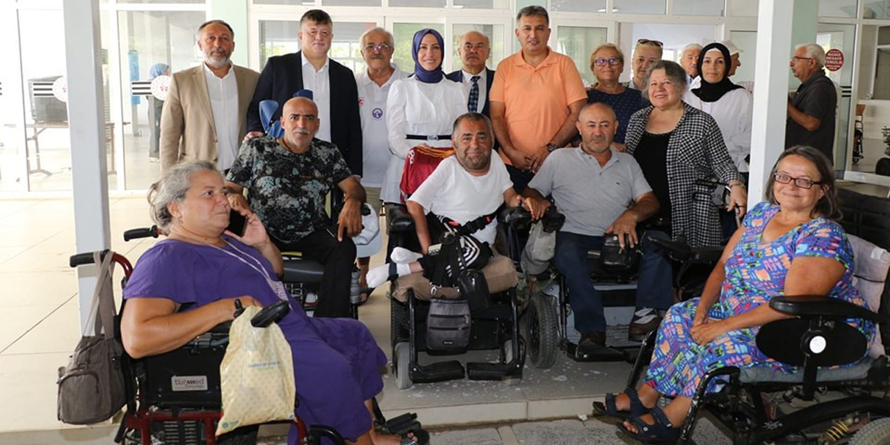 Efeler Gençlik Kampı, özel bireylere ev sahipliği yaptı