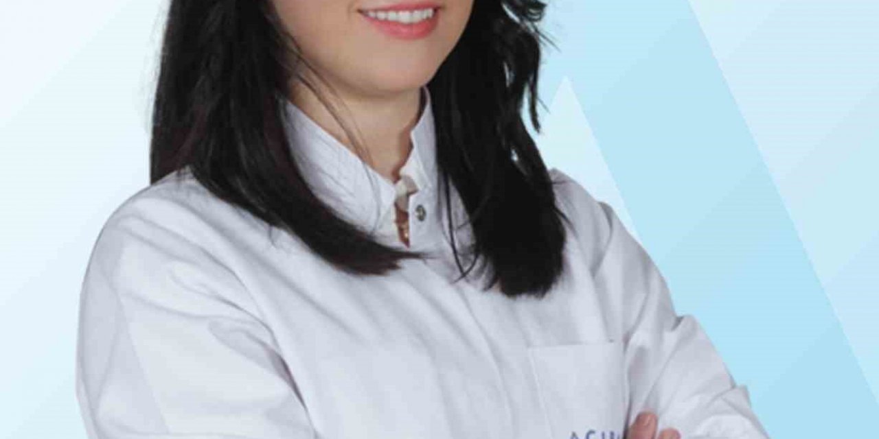 Uzman Psikolog Rana İrem Güler: "Karın ağrısı okul kaygısının işareti olabilir"