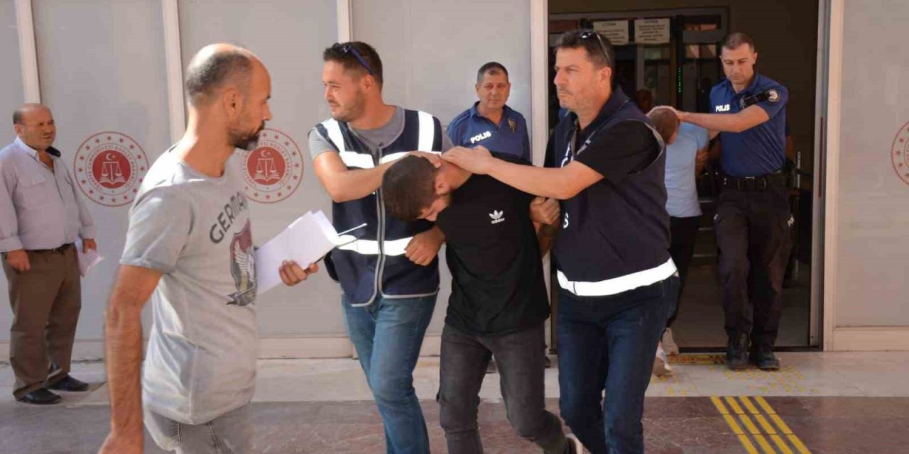 İzmir’de 100 liraya zehir satıyorlardı, polis yakaladı