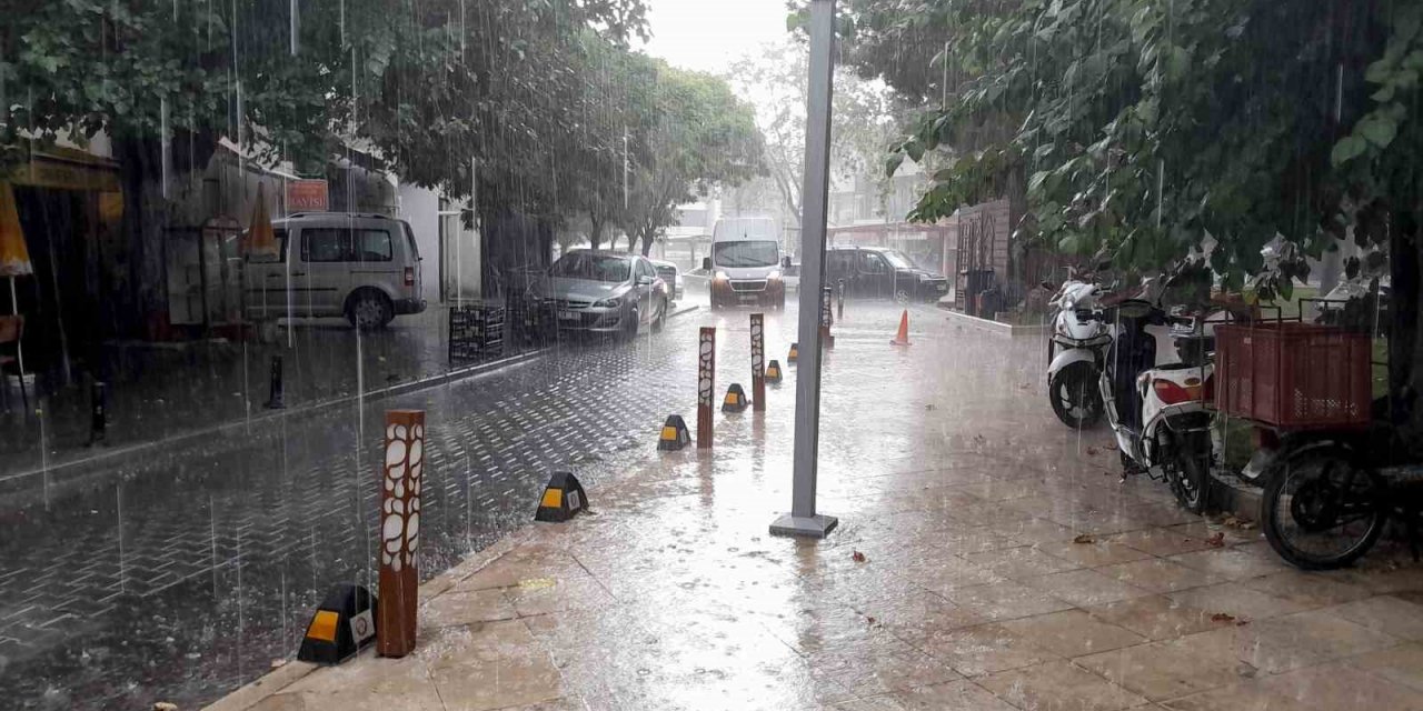 Muğla’yı serinleten yağış