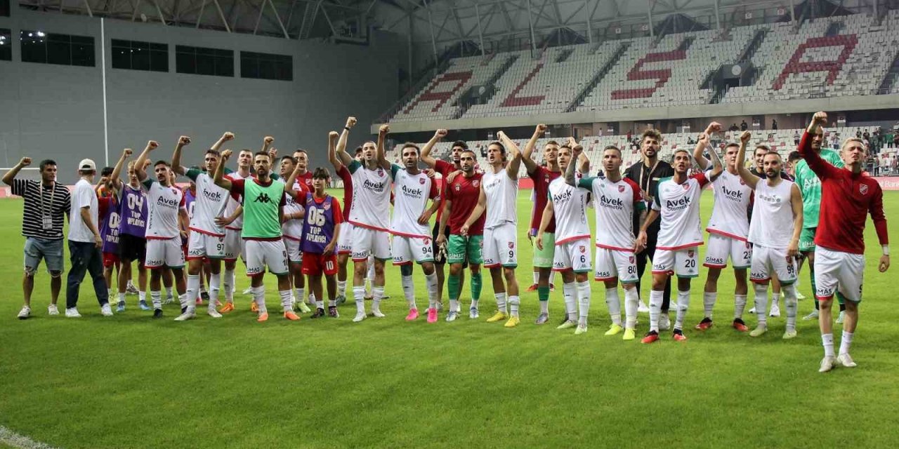 Karşıyaka kupada turladı