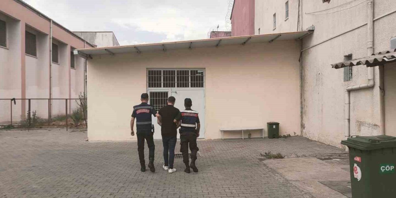 Beş ilde dolandırıcılık suçundan aranıyordu, Aydın’da yakalandı