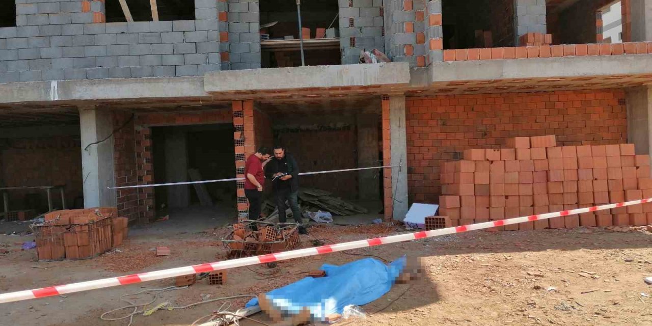 Manisa’da acı olay: İnşaattan düşen işçi hayatını kaybetti
