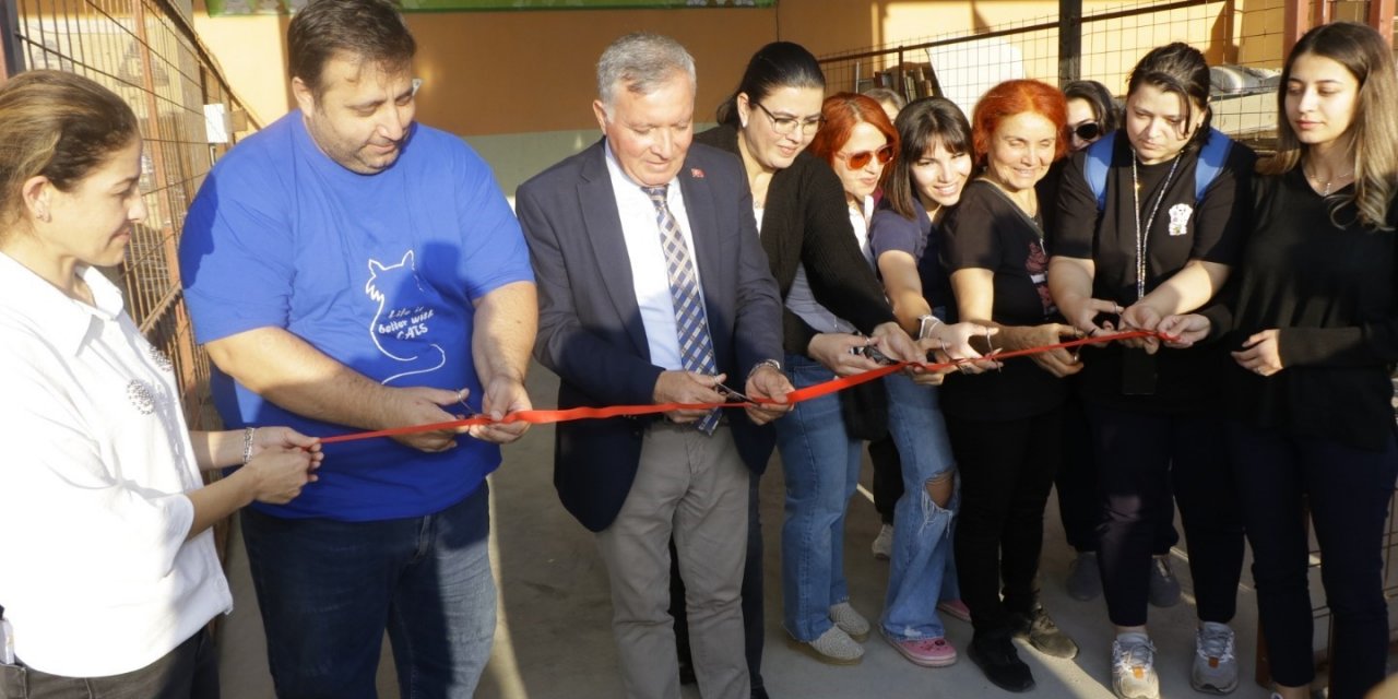 Honaz Belediyesi can dostları için mama üretiyor