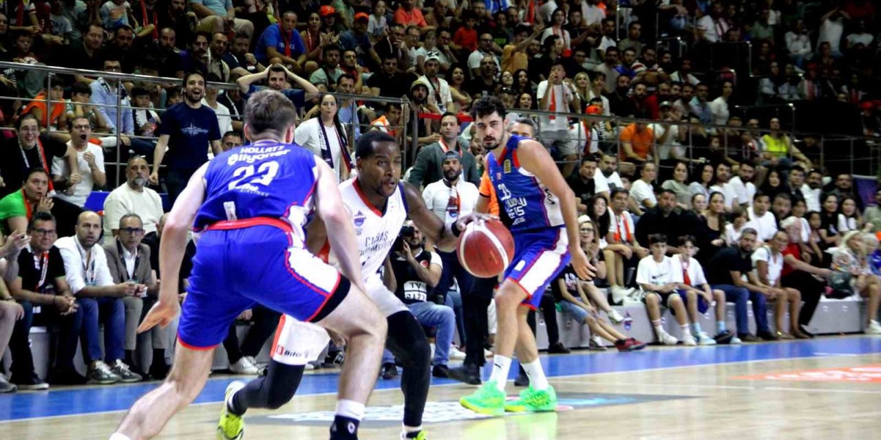 Türkiye Sigorta Basketbol Süper Ligi: Çağdaş Bodrumspor: 75 - A. Efes: 87