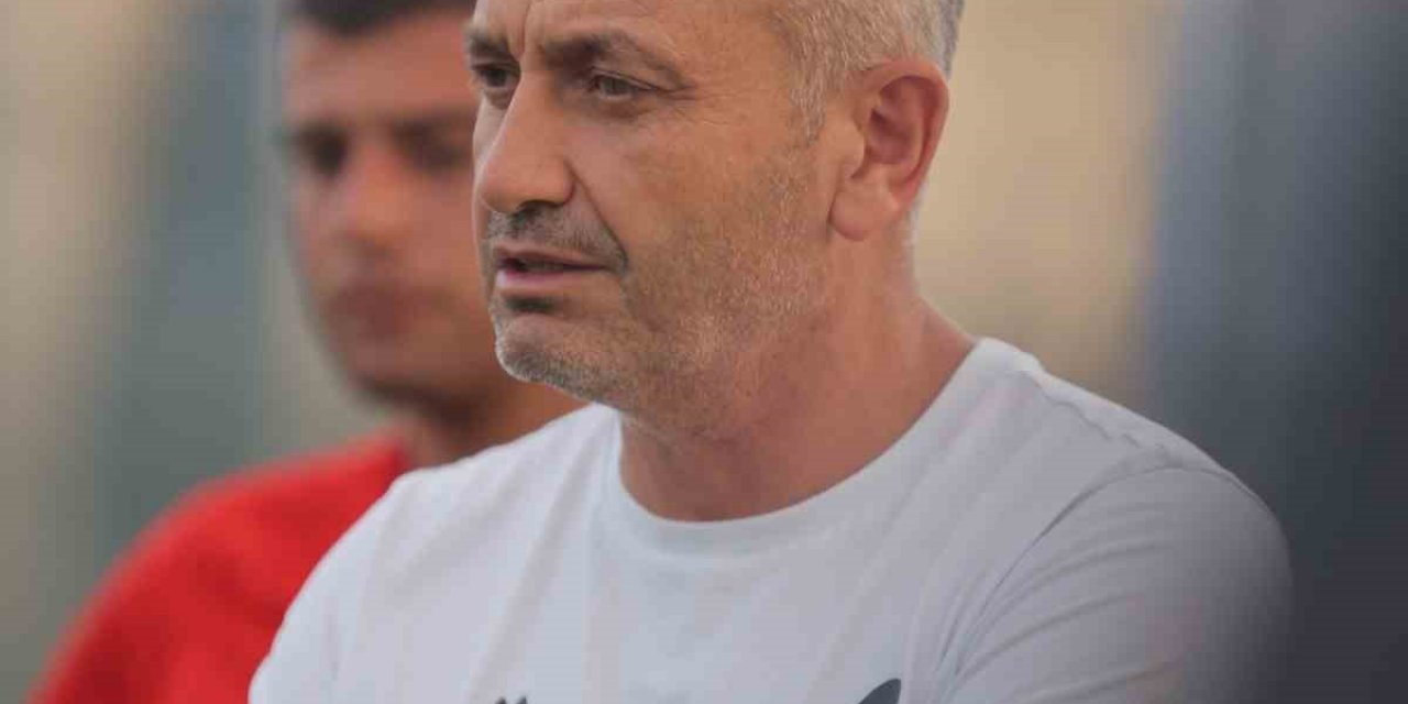 Efeler 09 SFK Teknik Direktörü Kanber: "Önemli bir galibiyet aldık"