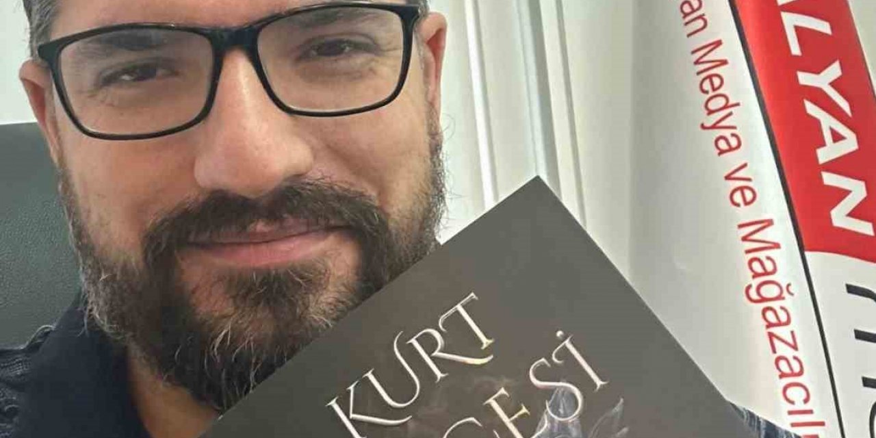 Yazar Çelik’in “Kurt Gecesi-İmparatoryum” adlı romanı raflarda