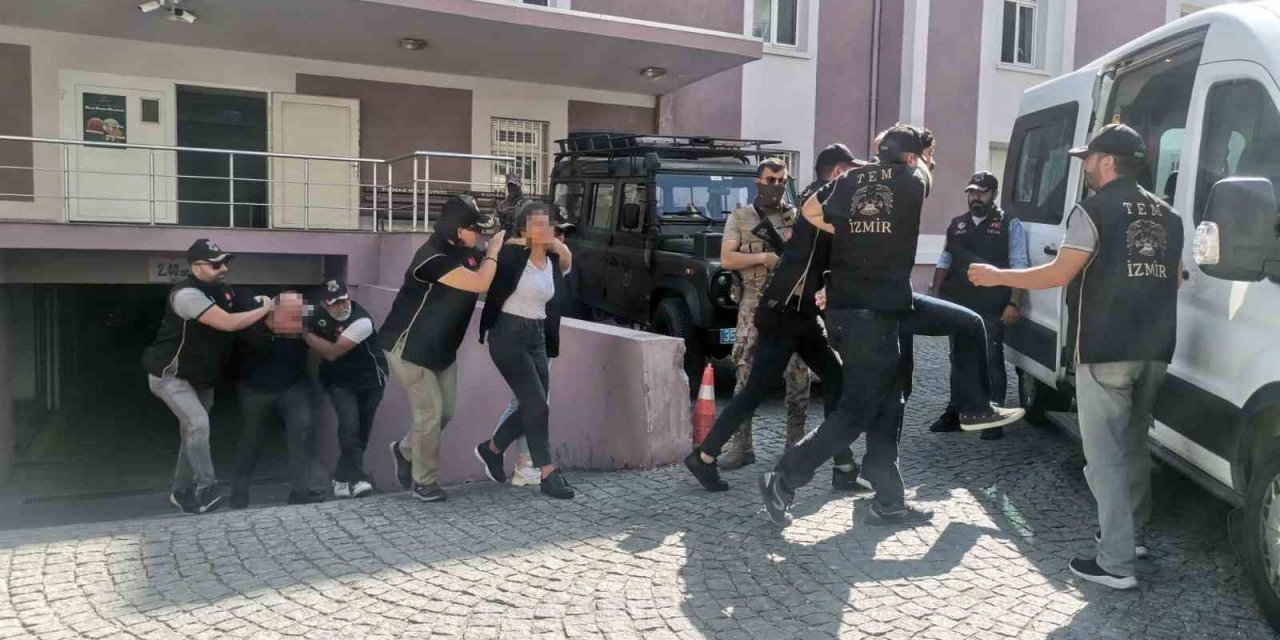 HDP İzmir İl Eşbaşkanı tutuklandı