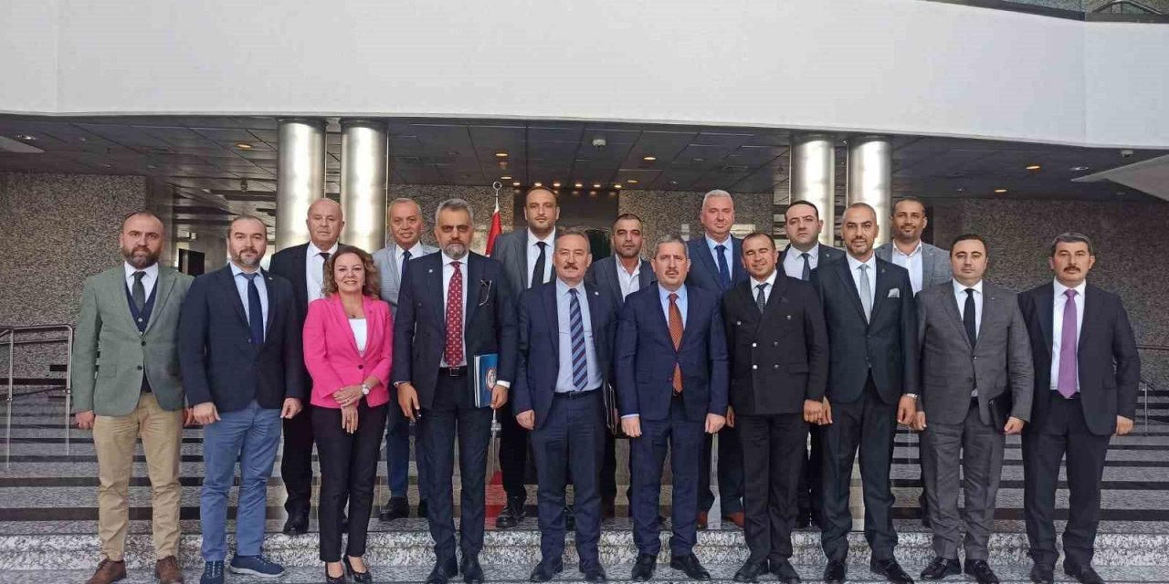 Gayrimenkul danışmanları, emlak piyasasının sorunlarını DTO’da masaya yatırdı