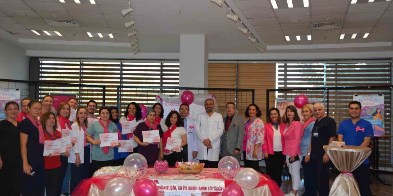 Bebekler en az 2 yaşına kadar emzirilmeli