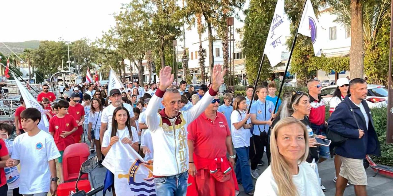 BIOR yarışları renkli kortej yürüyüşüyle başladı