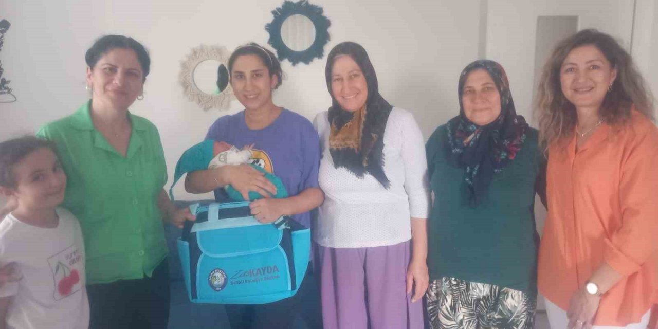 Salihli’de hoş geldin bebek projesi: 171 aileye ulaşıldı
