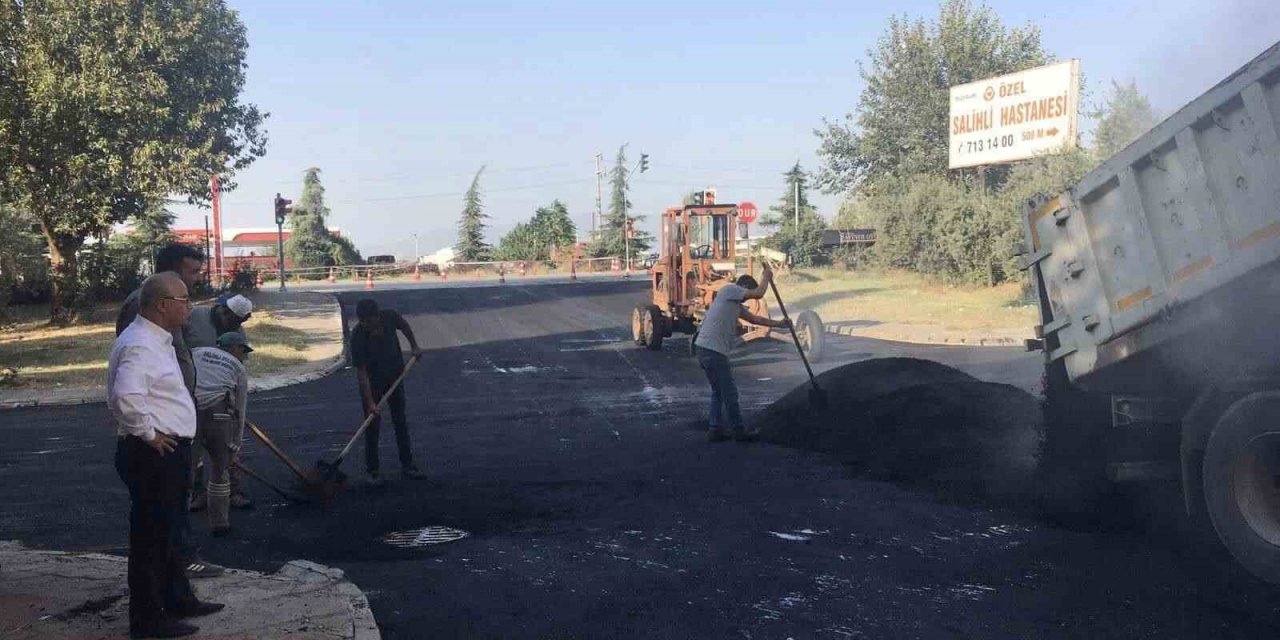 Salihli’de Şehit İlhan Varank Kavşağı asfaltlandı
