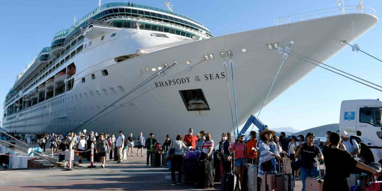 Doğu Akdeniz seferi yapan kruvaziyer gemilerinde güvenlik en üst seviyeye çıkarıldı