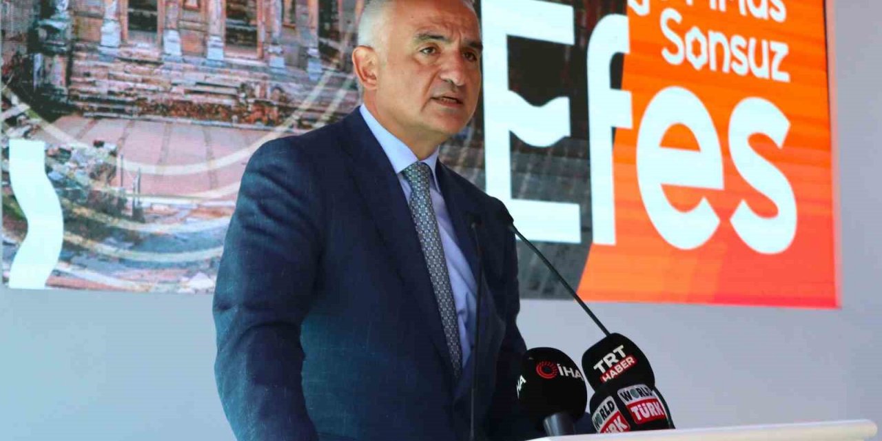 Bakan Ersoy: “133 arkeolojik kazı alanında çarpıcı gelişmeler elde ettik”