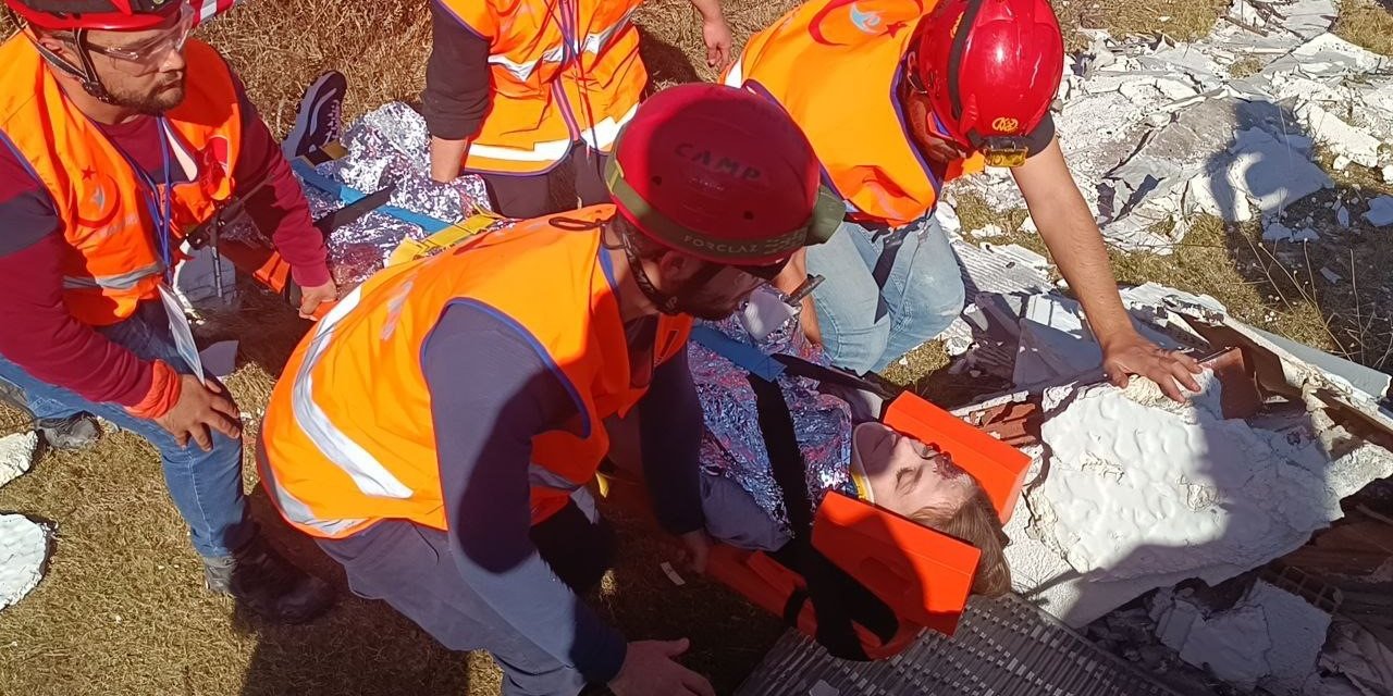 UMKE ordusuna 25 yeni gönüllü daha katıldı