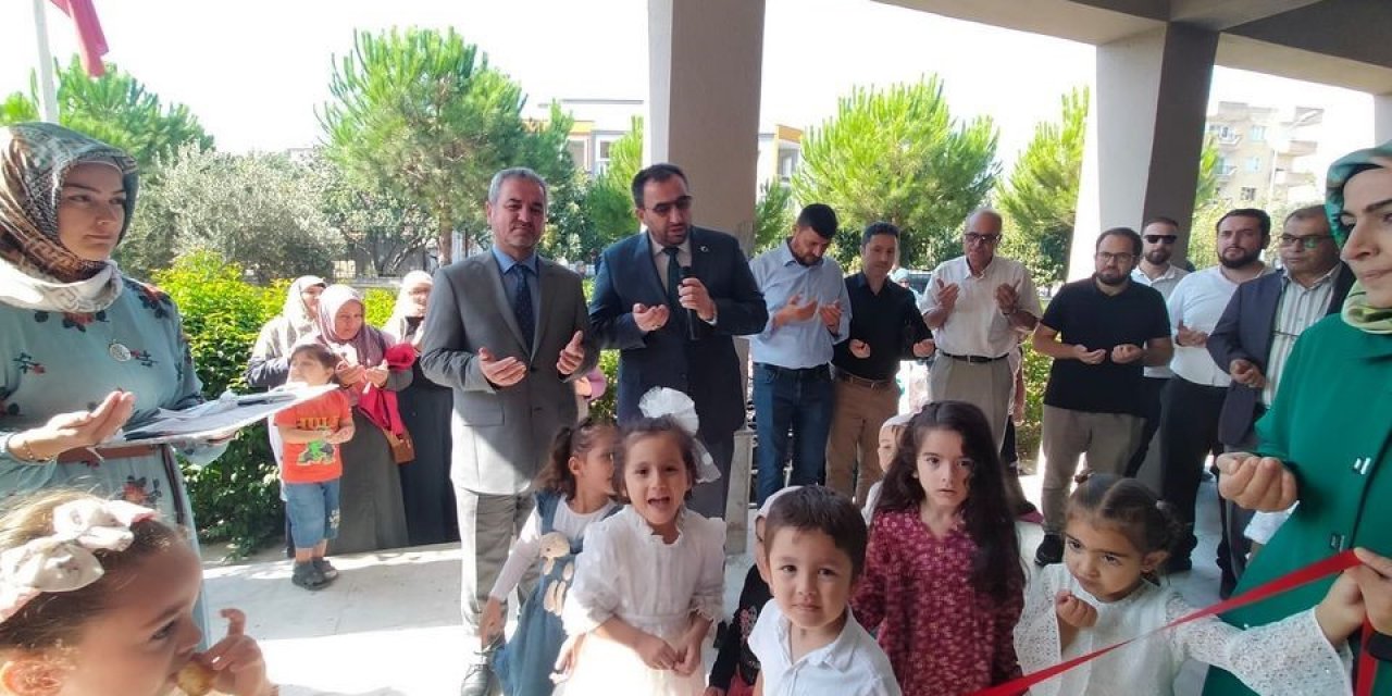 Yunus Emre 4-6 Yaş Kur’an Kursu dualarla açıldı