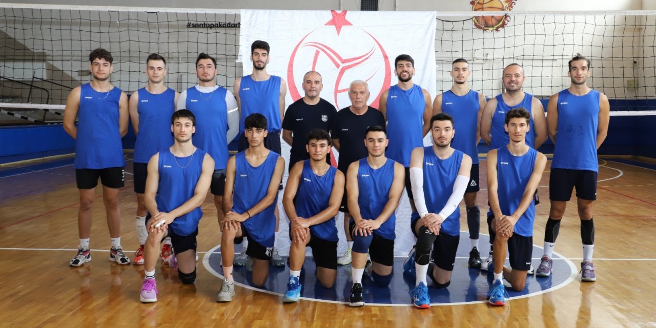 Nazilli Belediyespor Erkek Voleybol Takımı sezonun ilk maçına çıkıyor