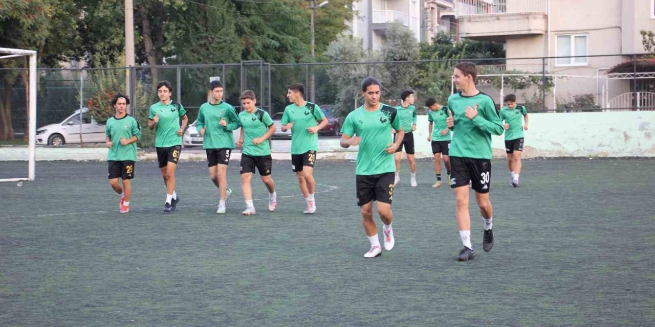 Denizlispor U17, Bandırma’ya 3 puan için gitti