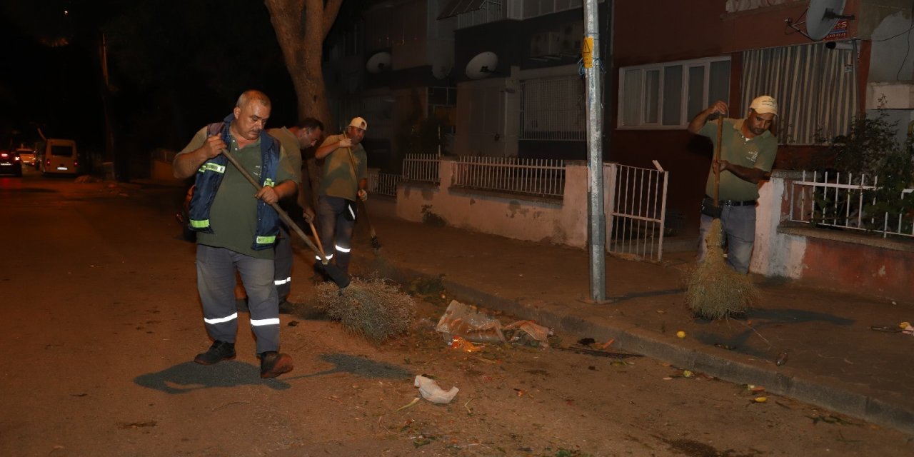 Perşembe Pazarı’nda her hafta tonlarca çöp temizleniyor