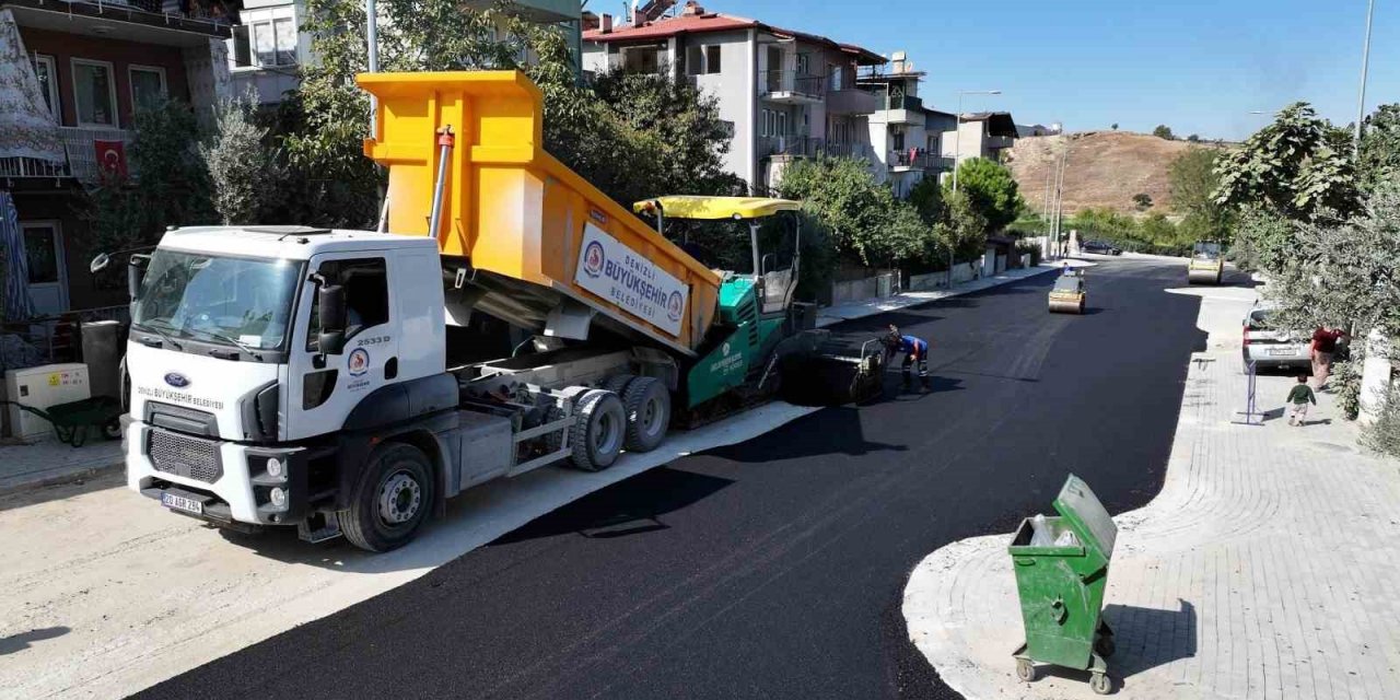 Denizli Büyükşehir’in asfalt seferberliği sürüyor