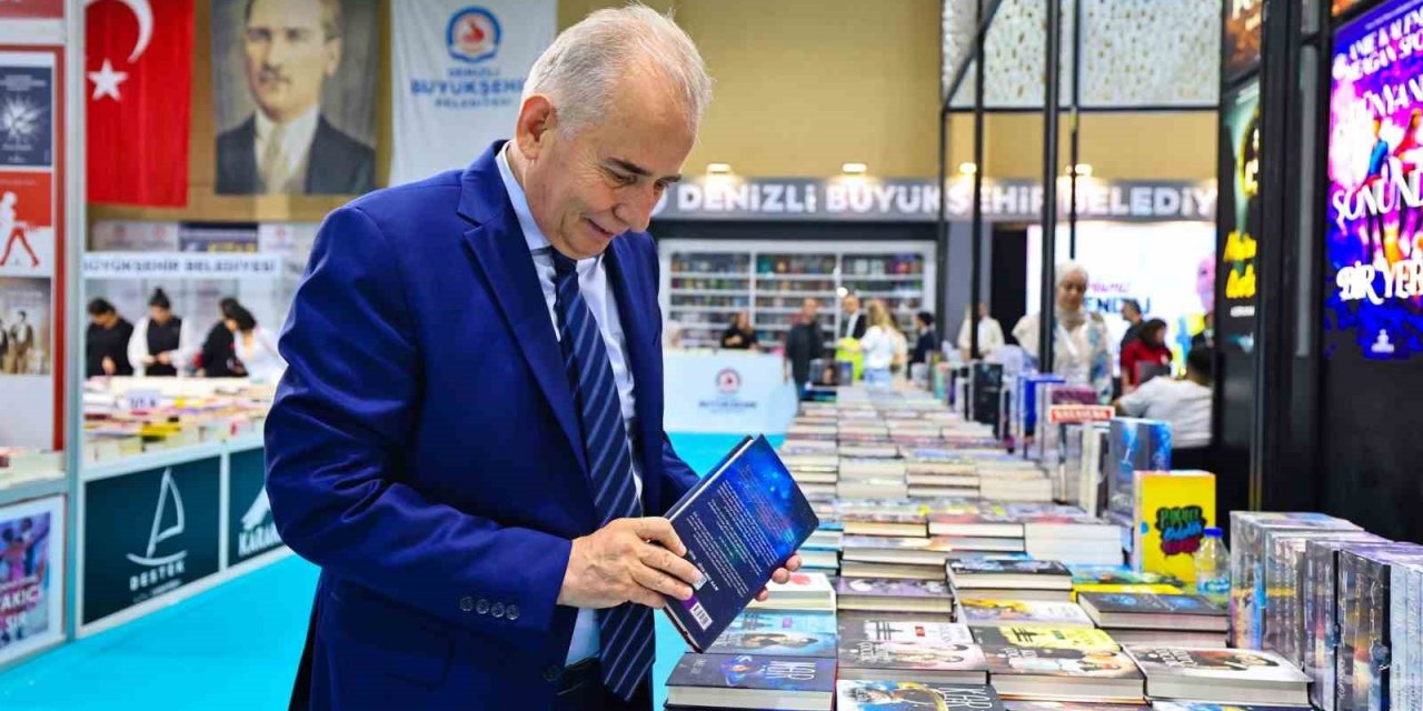 Türkiye’nin en ünlü yazarları Denizli’de buluştu