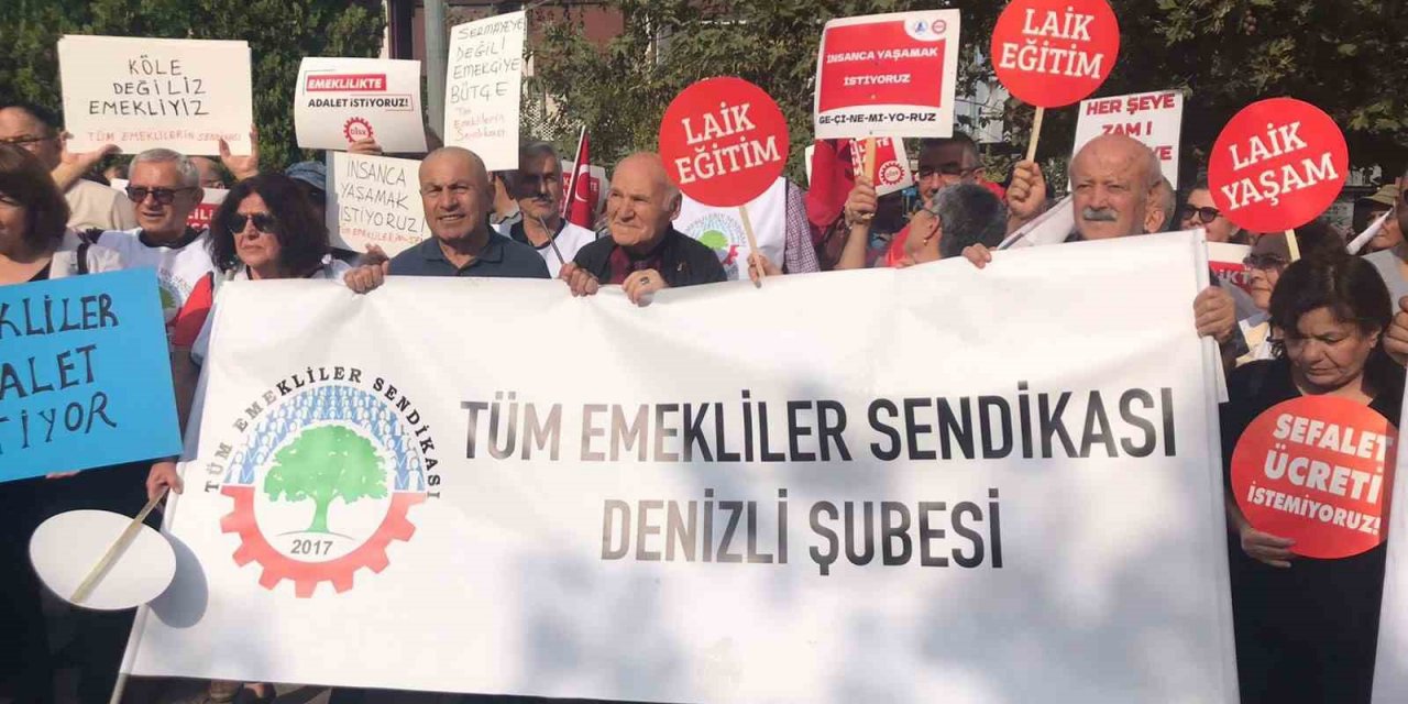 Başkan Coşkun, zam talep eden emeklileri yalnız bırakmadı