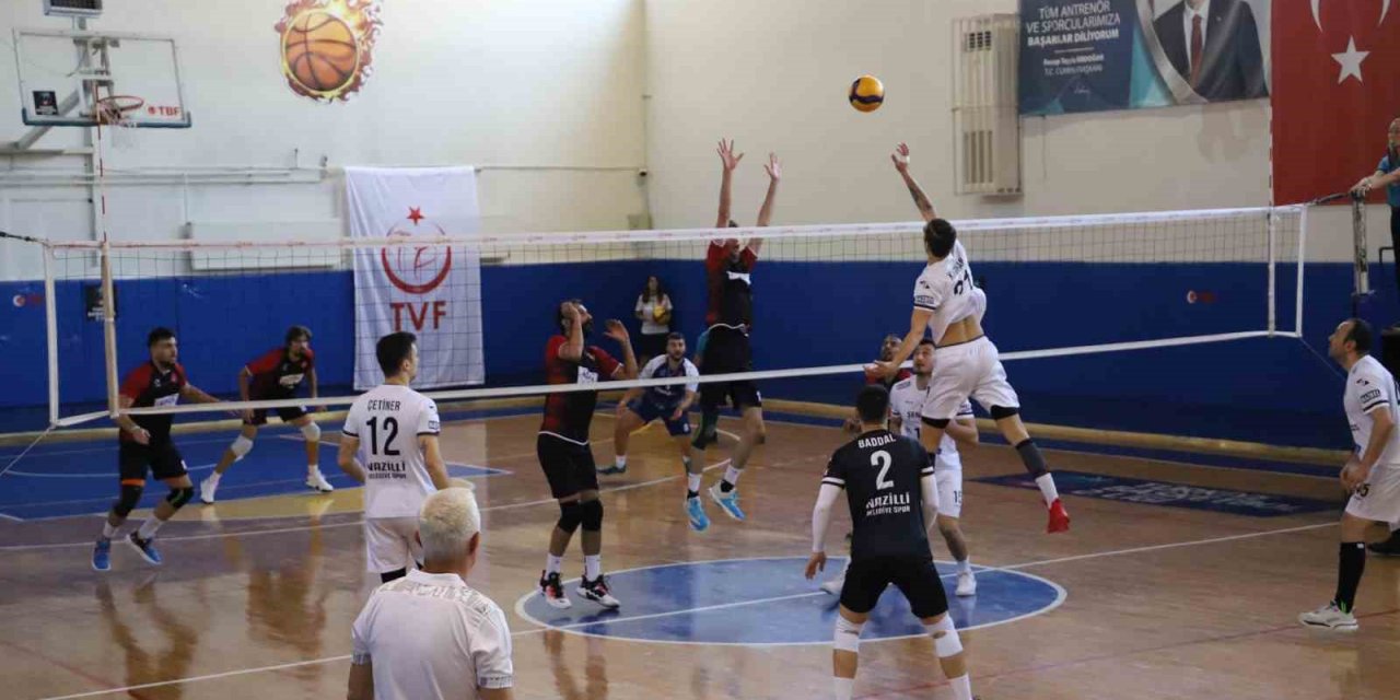 Nazilli Belediyespor, voleybolda Göcek’i mağlup etti