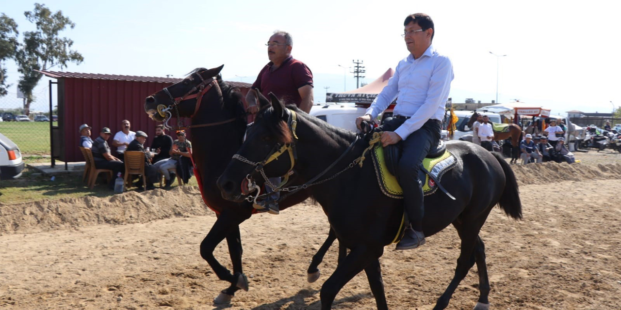 Nazilli’de rahvan atlar birincilik için yarıştı
